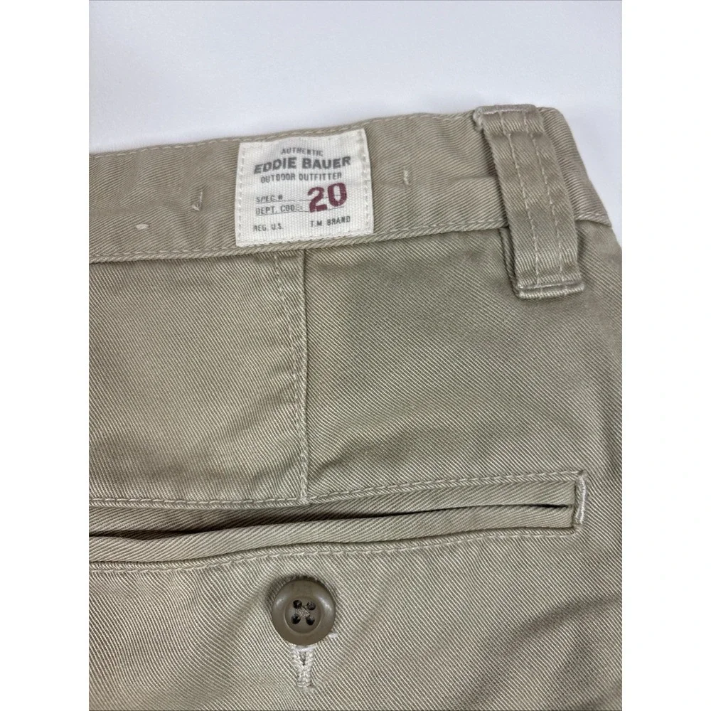 Eddie Bauer Outdoor Outfitter Shorts Men's‎ Tan khaki Size 33/9  100% Cotton